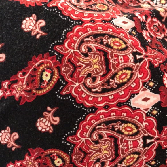 off the shoulder blouse - Picture 3 of 3